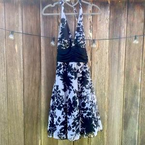 Black & White print halter dress.